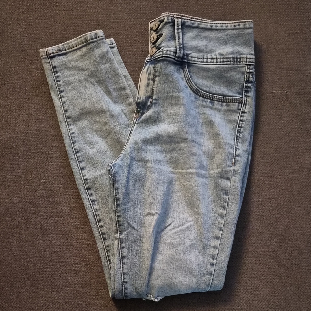 Wallflower High Rise Light Denim Jeans